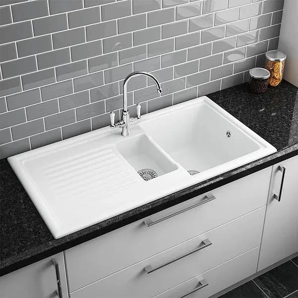 Sinks collection · illustrative reference image
